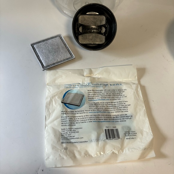 Petmate Replenish Pet Waterer Microban White Gravity Fed Automatic Dispenser Gal - Picture 9 of 11